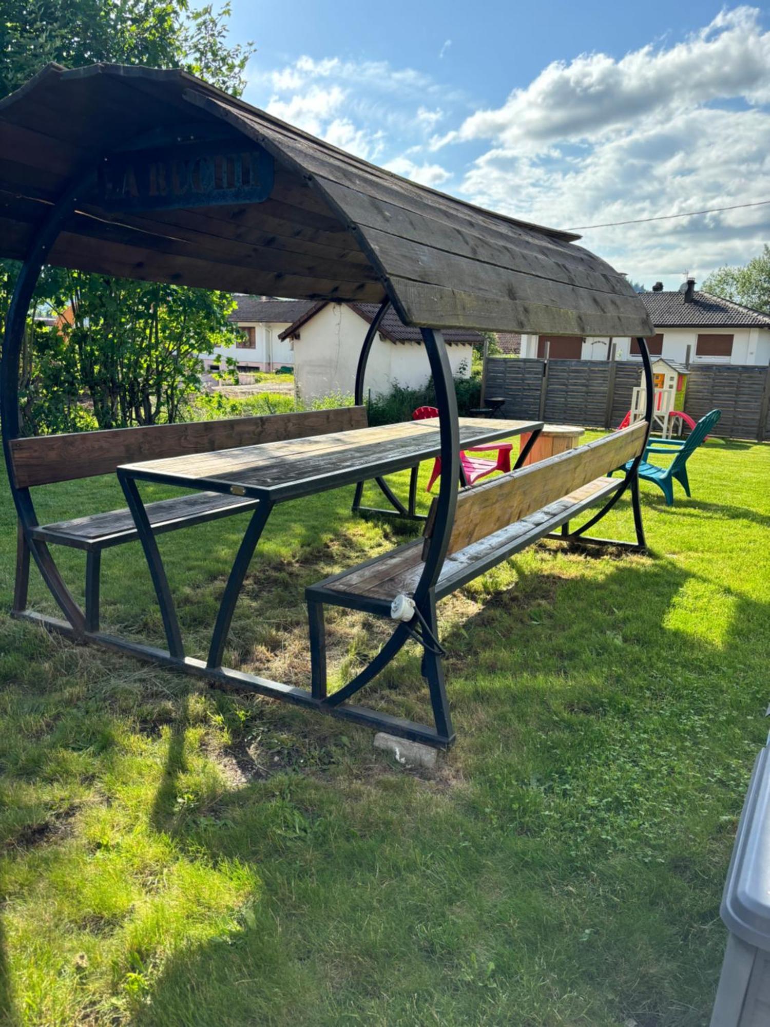 Appartement Cosy Avec Jardin Et Barbecue ジェラールメ エクステリア 写真